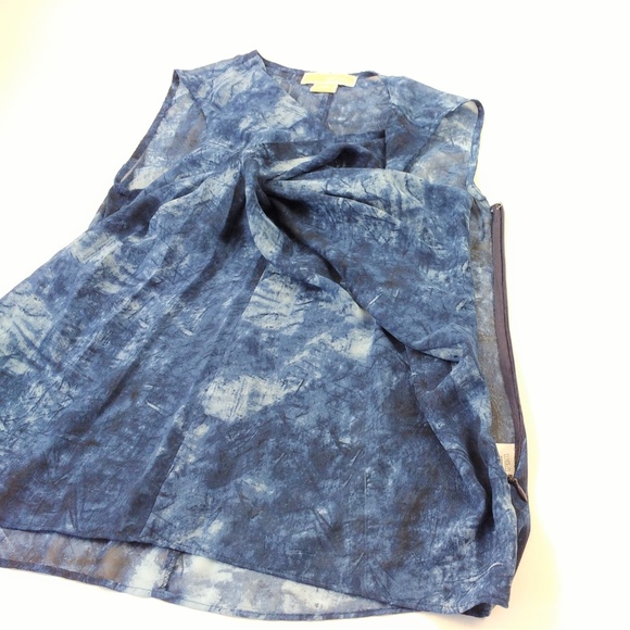 Michael Kors Blue Tank with Knotted Front PM - Picture 3 of 6